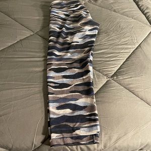 Lululemon Wunder Under Leggings Size 12